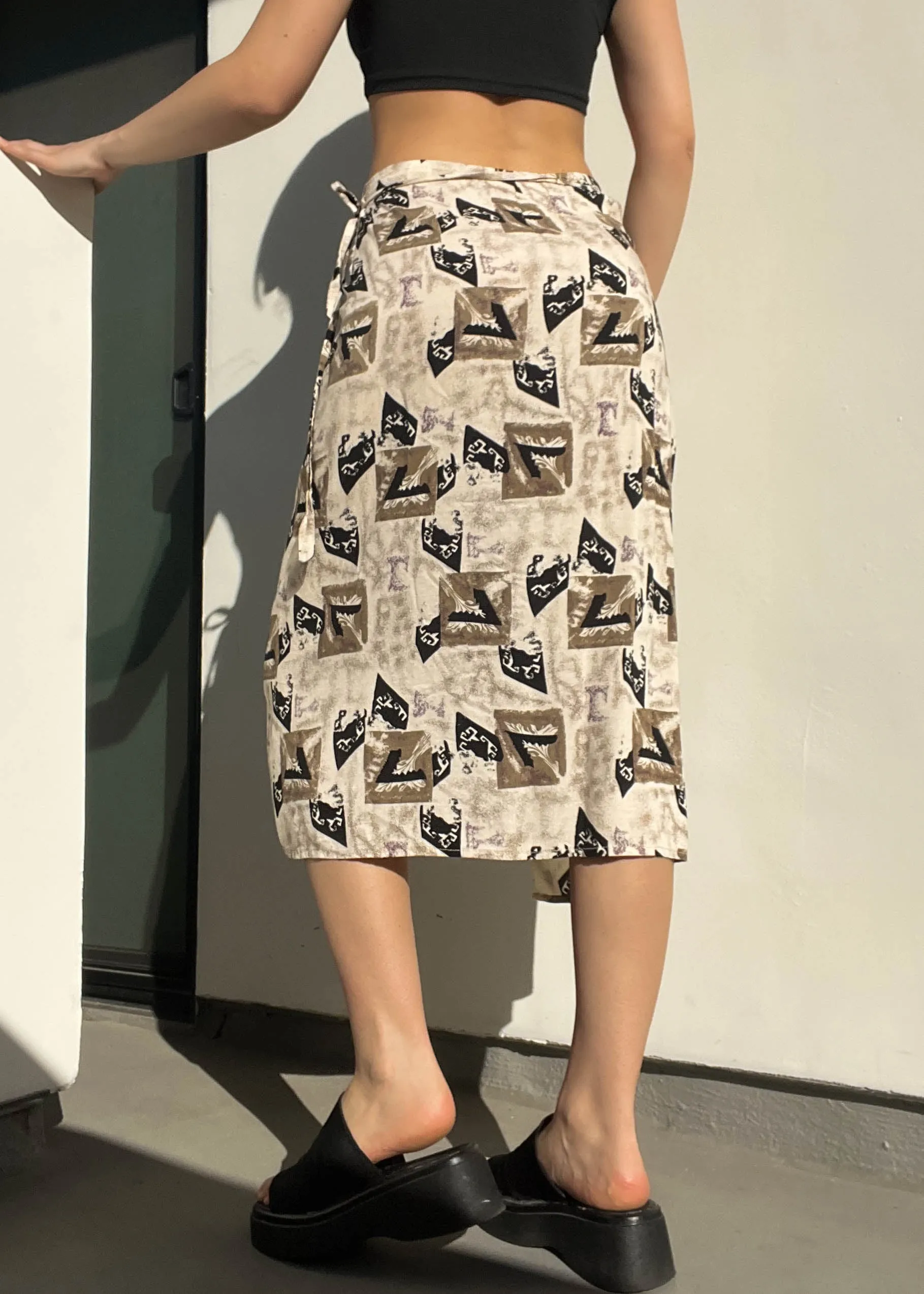 90’s Printed Midi Wrap Skirt (S-L)