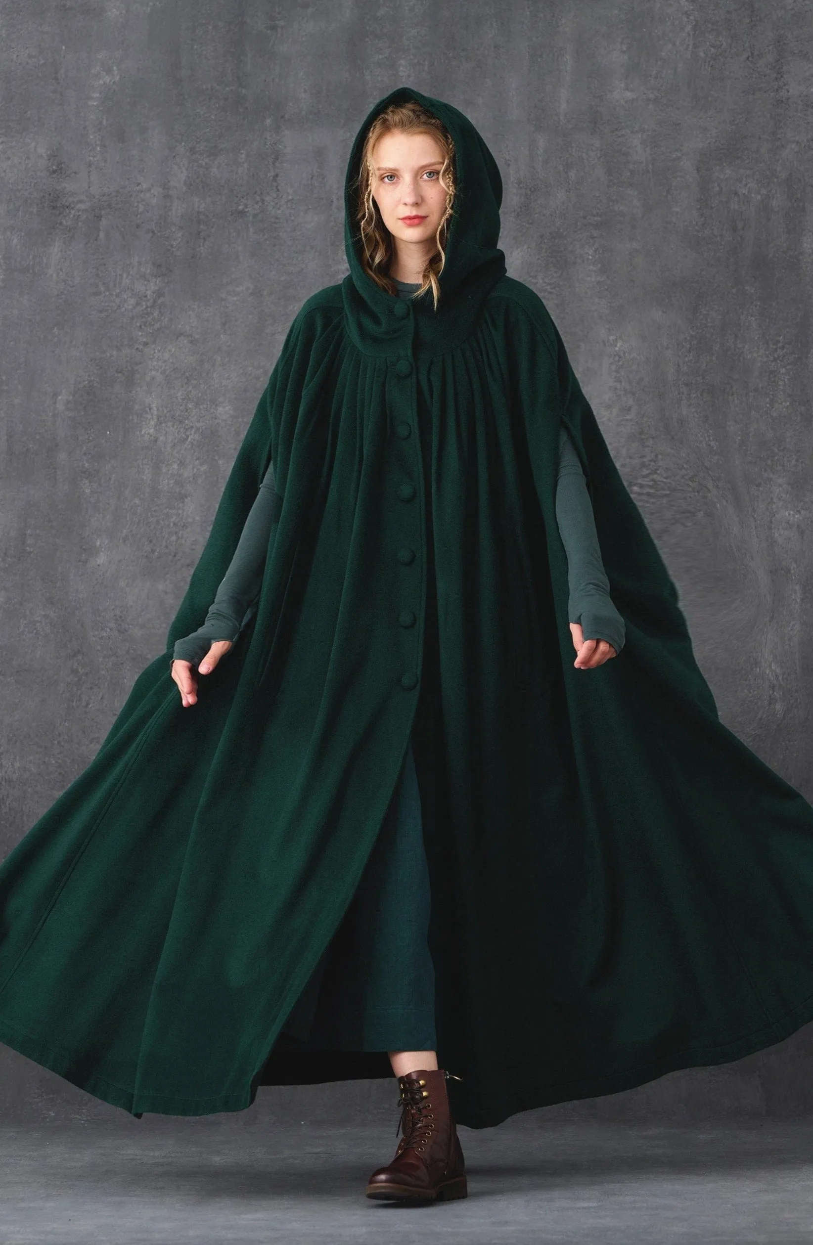 ARIEL 14 | HOODED WOOL CLOAK COAT