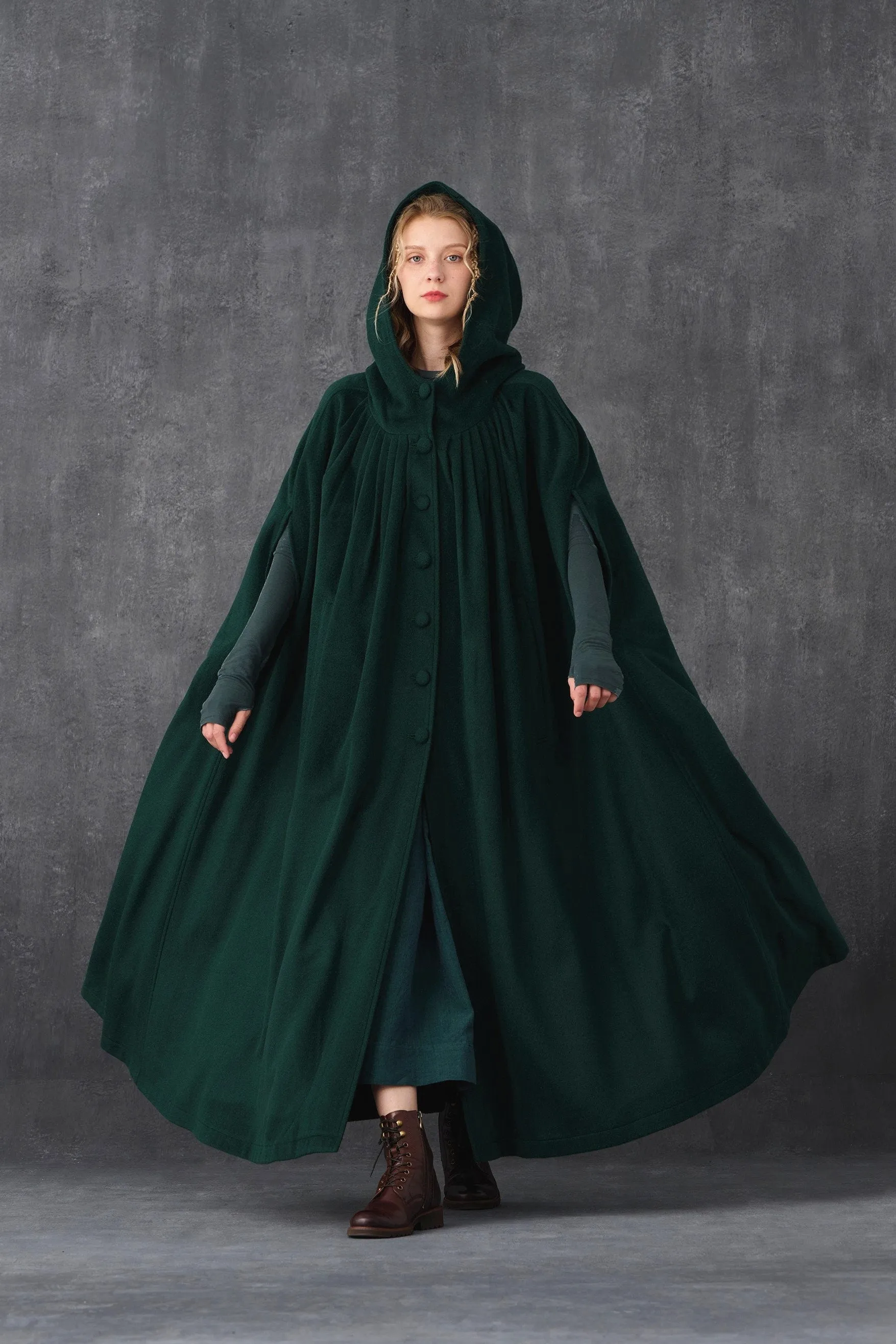 ARIEL 14 | HOODED WOOL CLOAK COAT