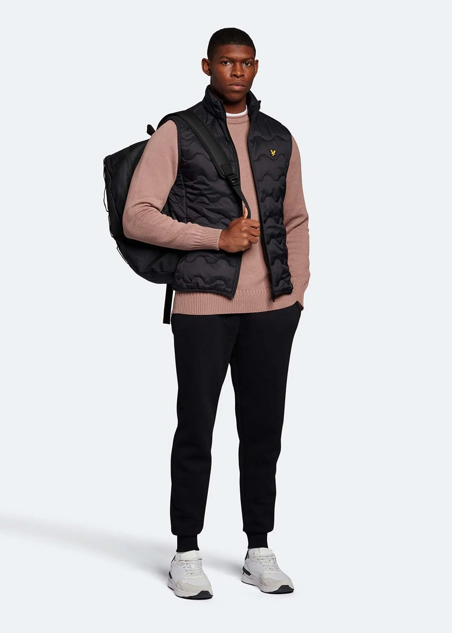 Crest quilted gilet - jet black