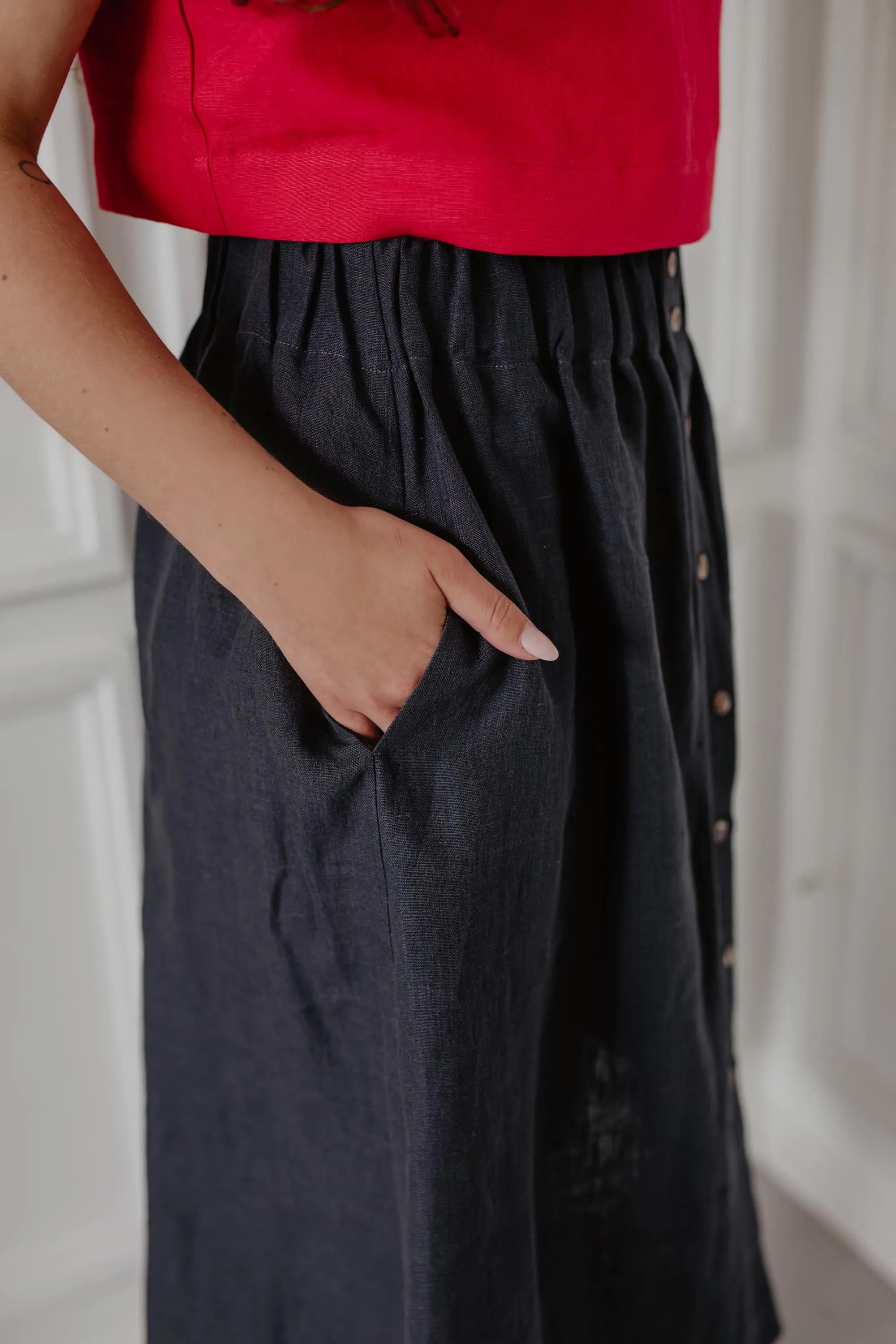 Daisy Linen Skirt With Buttons