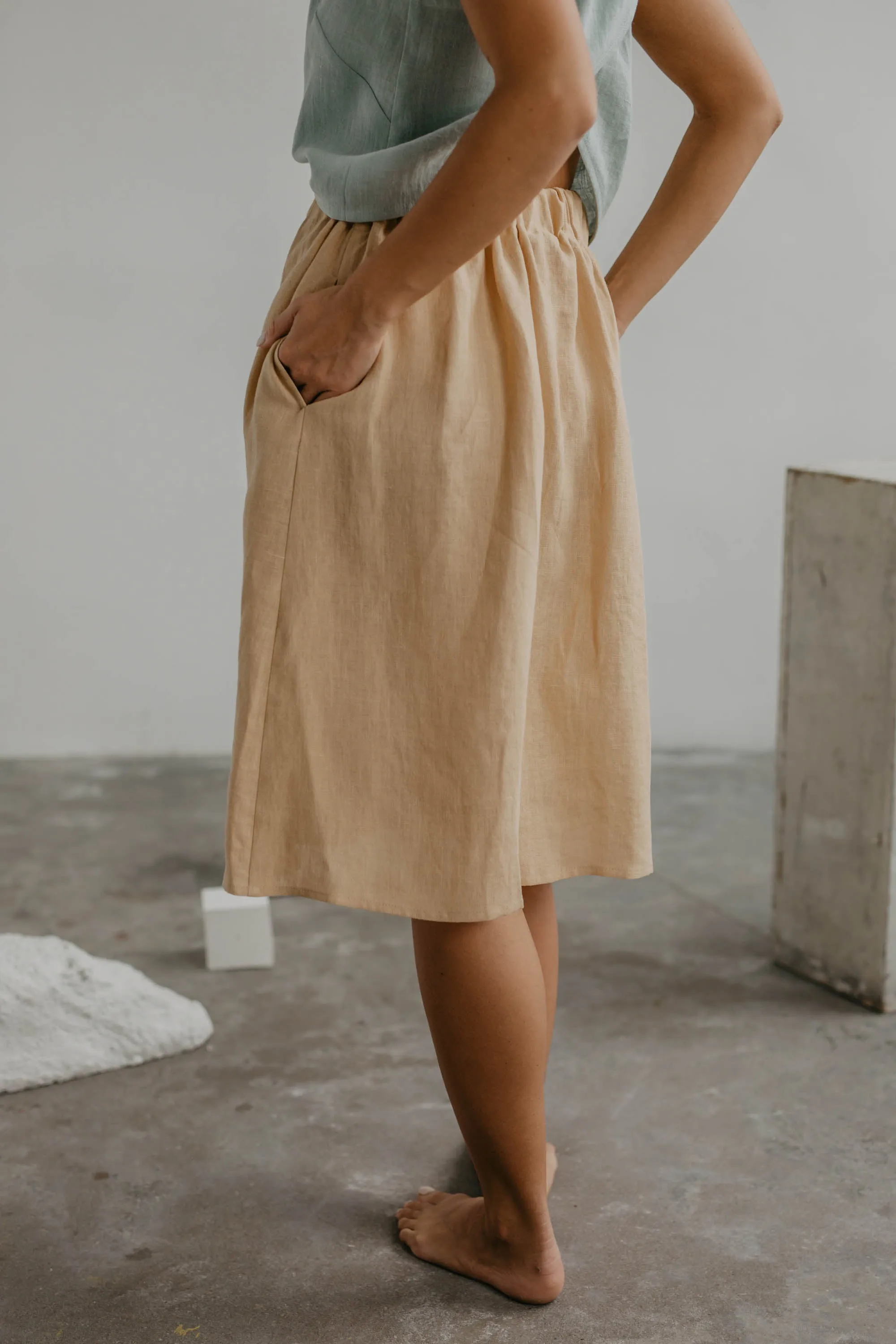 Daisy Linen Skirt With Buttons