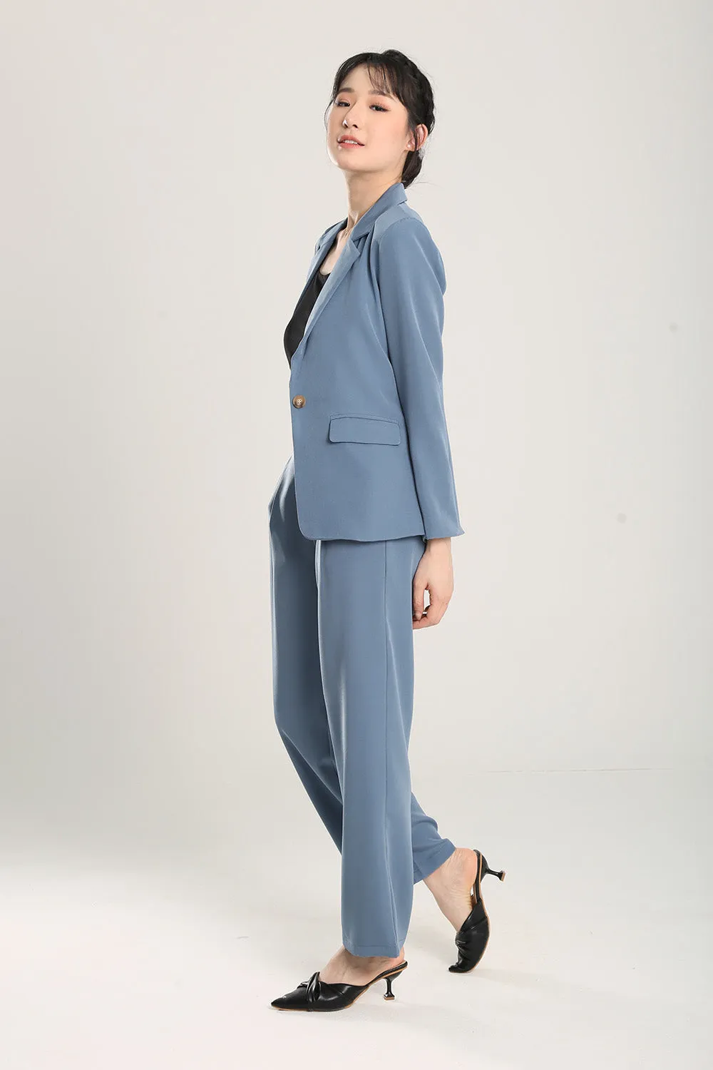 Lorette Tailored Blazer in Muted Blue