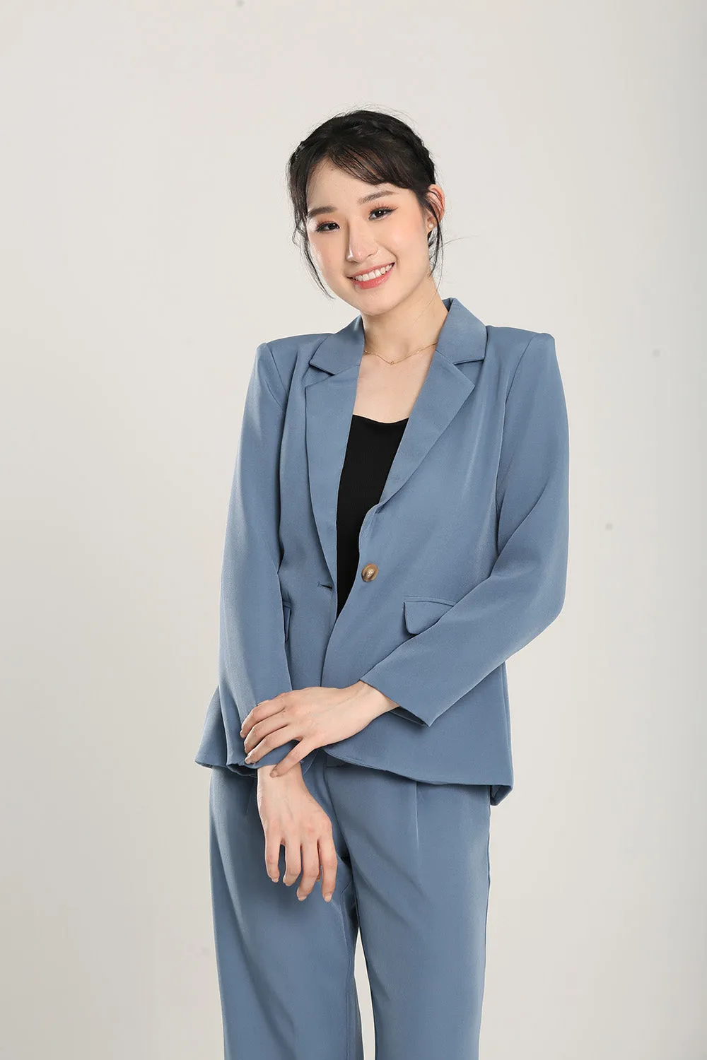 Lorette Tailored Blazer in Muted Blue