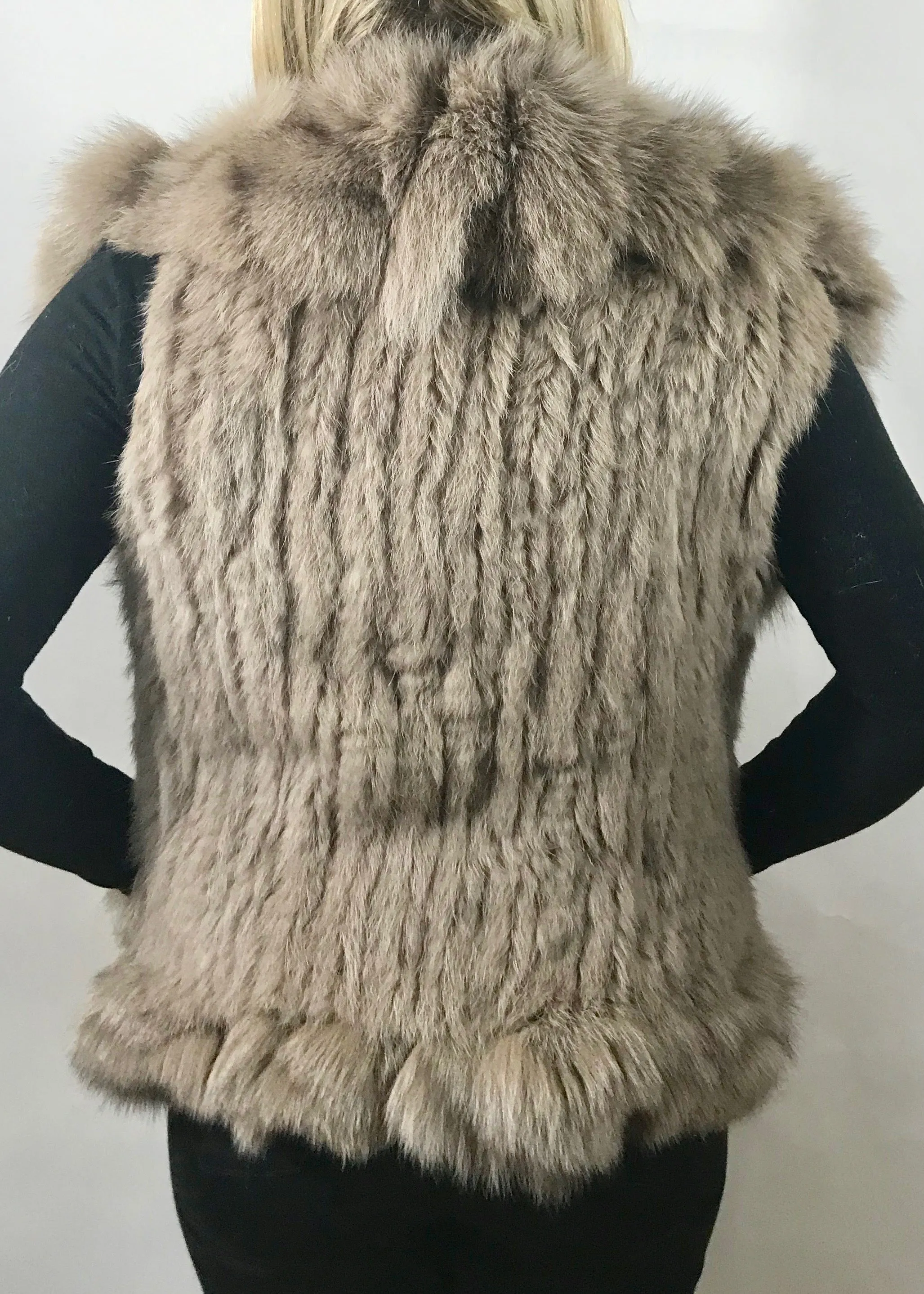 Luxury Fur Gilet in Mocha