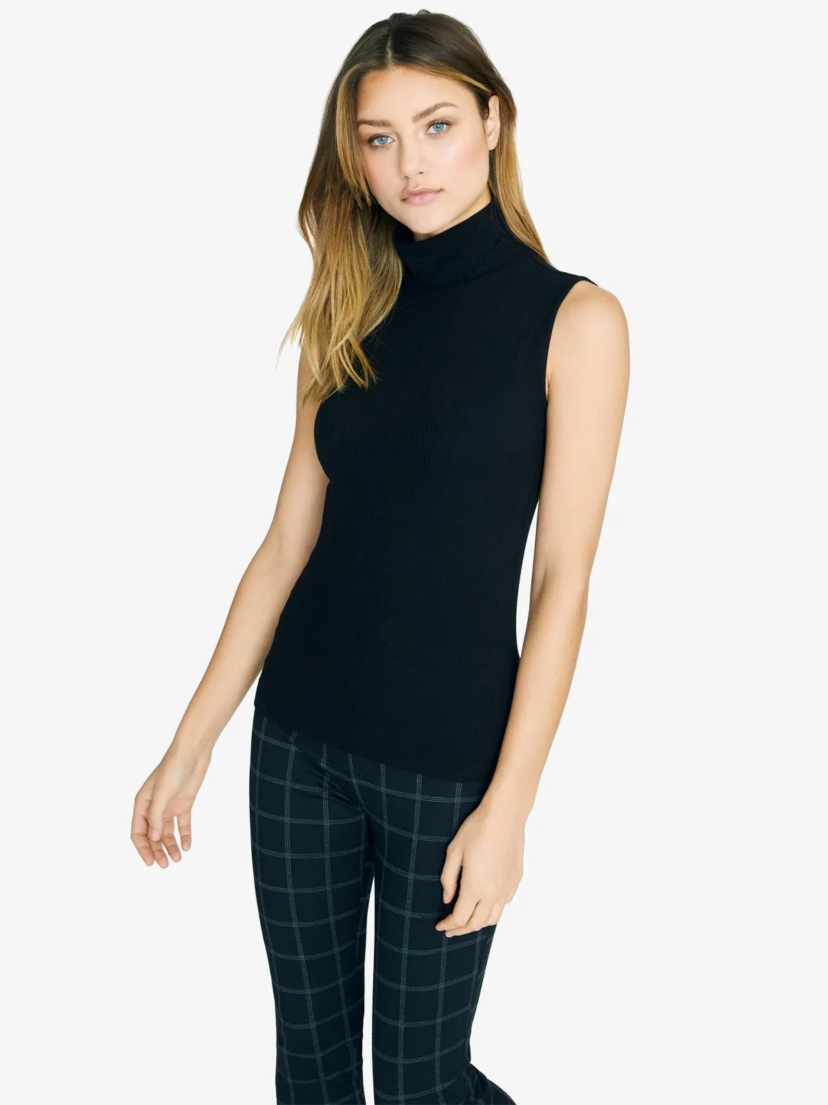 Sanctuary - Essential Sleeveless Mock Neck Blouse in Black