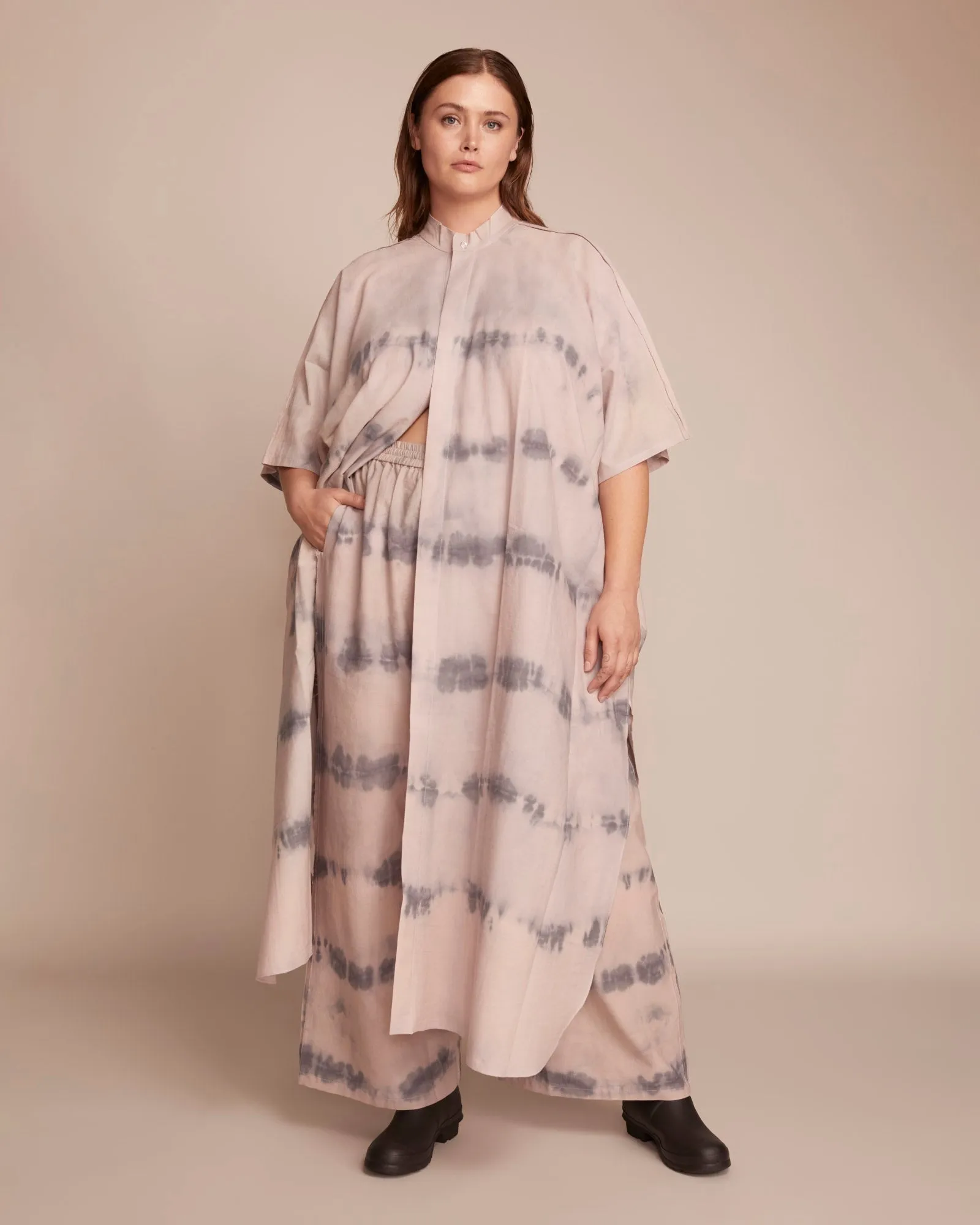 Tie-Dye Kaftan Maxi | Taupe / Charcoal Grey