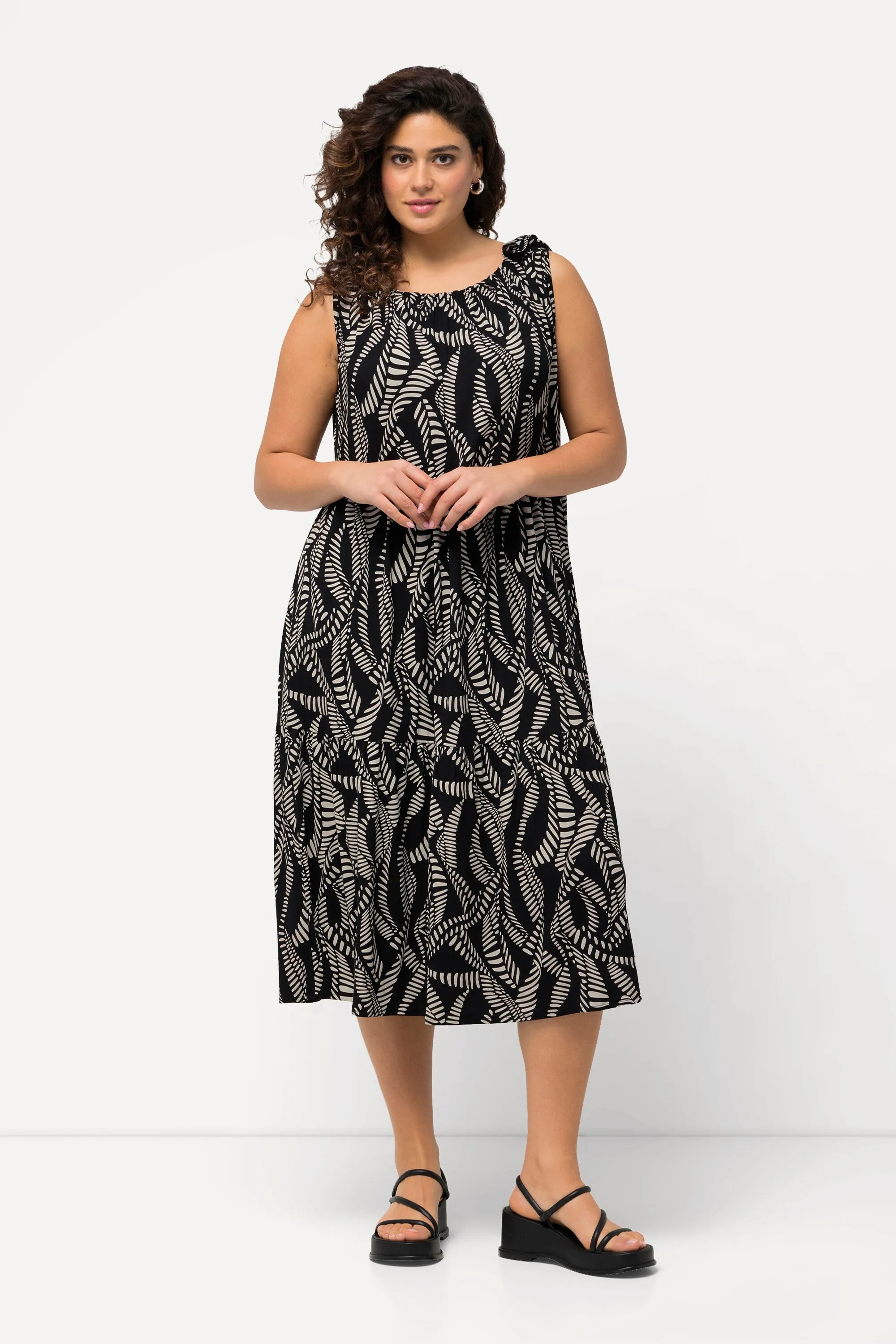 Ulla Popken Midi Dress in Leaf Print