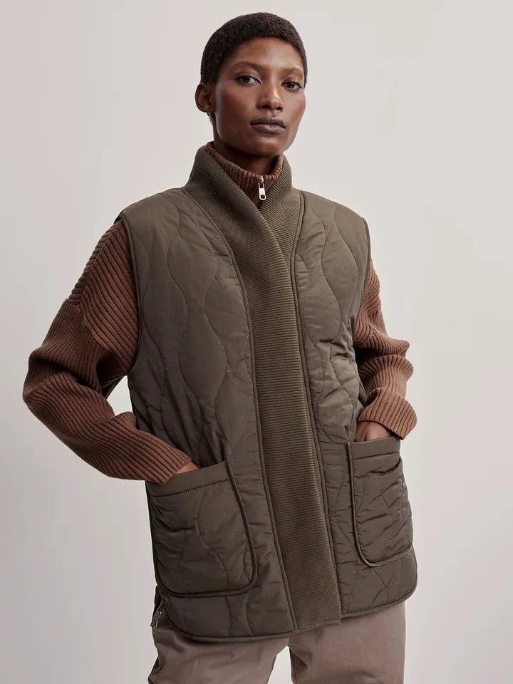 Varley Covey Reversible Quilt Gilet